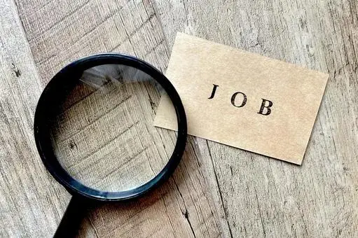 年収450万円以上は職種選びでほぼ決まる