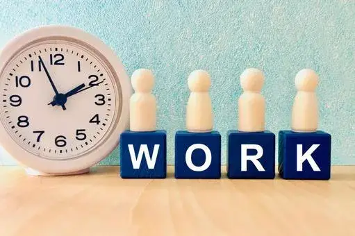 残業抑制と「実質時給」を最大化するホワイト企業の見極め方