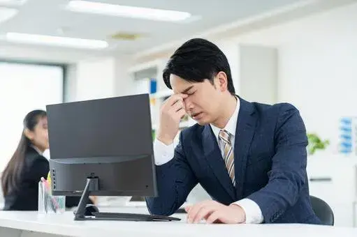 4. 「誰でも歓迎」の罠！離職率の高いブラック企業を見抜く4つの着眼点